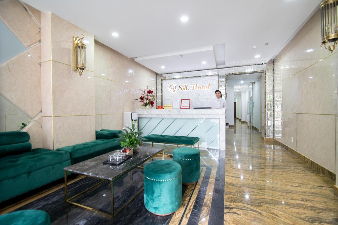 Silk Hotel Near Tan Son Nhat Airport Ho-Chi-Minh-Stadt Exterior foto