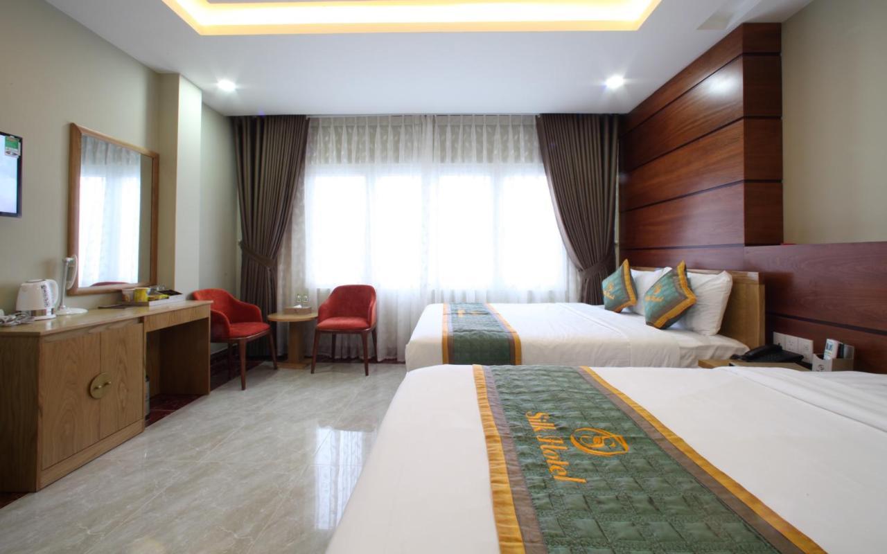 Silk Hotel Near Tan Son Nhat Airport Ho-Chi-Minh-Stadt Exterior foto